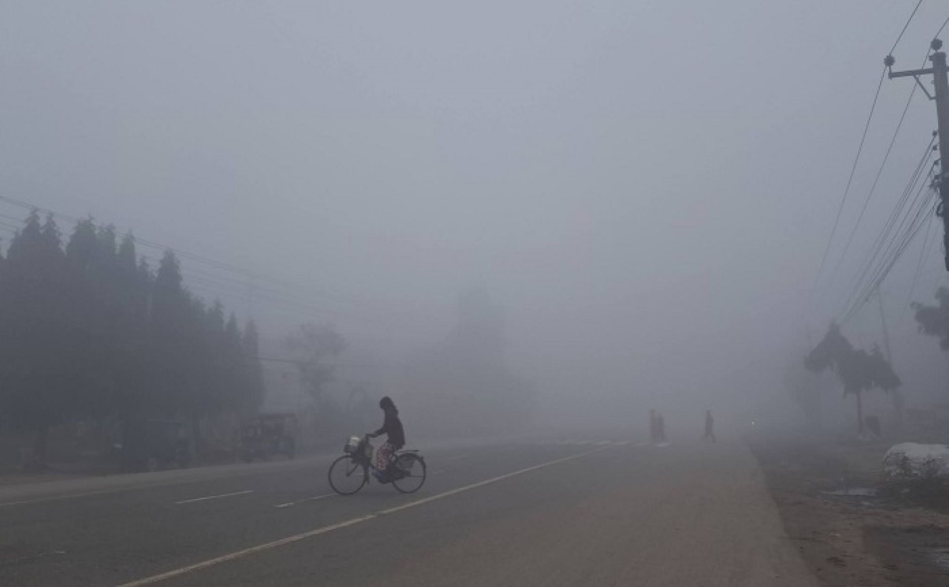 बाक्लो हुस्सुका कारण तराईको जनजीवन प्रभावित, राजमार्गमा सवारी चलाउन कठिन